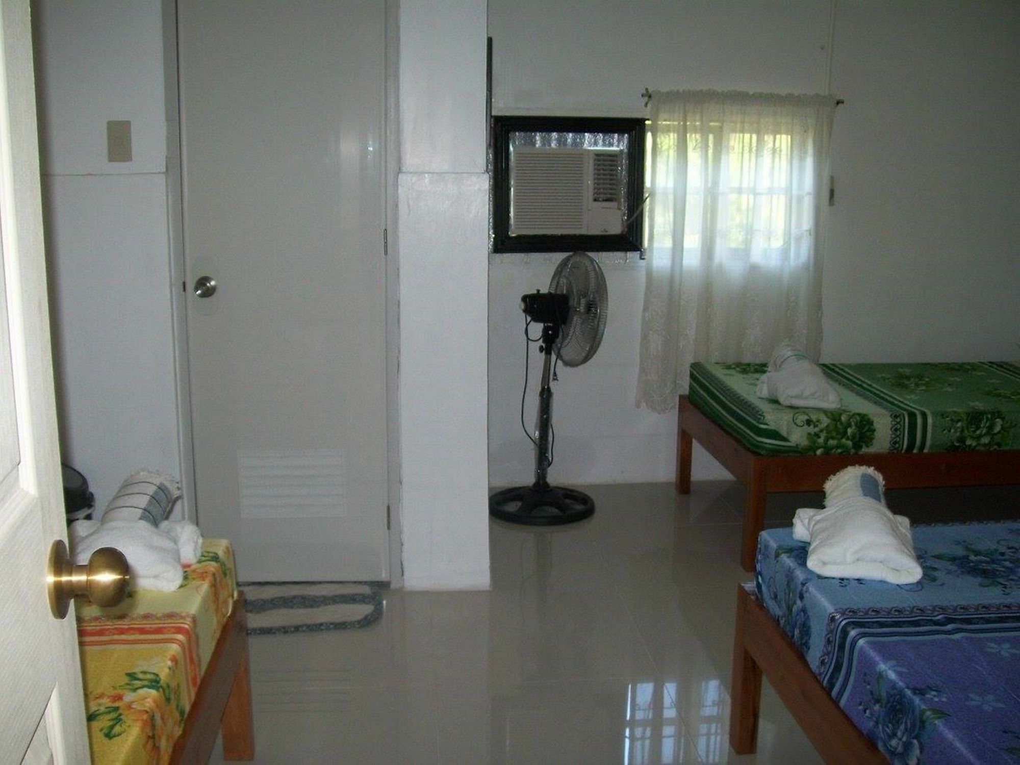 Charm Guest House Puerto Princesa Kültér fotó